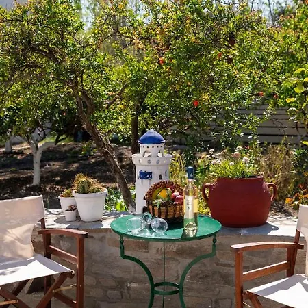 玛格丽塔公寓酒店 * Páros